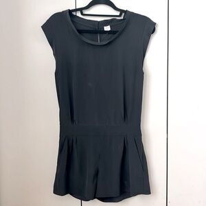 Aritzia Wilfred | Black Silk Short Romper